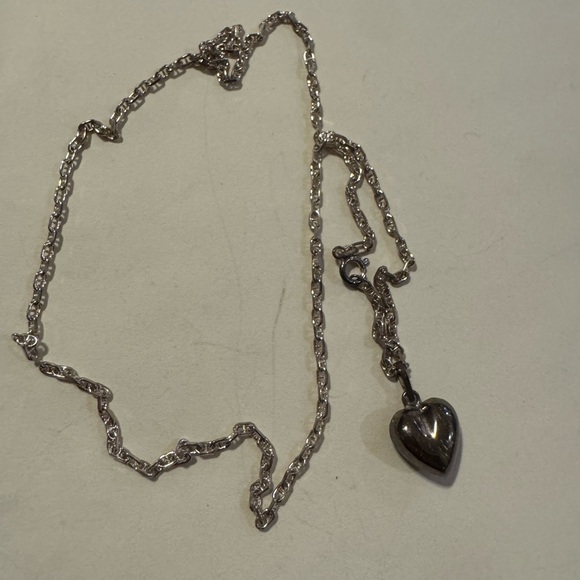 Vintage Sterling Silver Heart Pendant Necklace